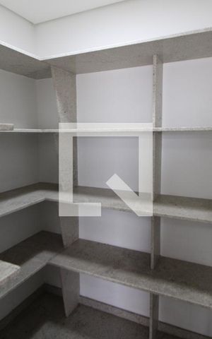 Apartamento à venda com 320m², 4 quartos e 6 vagasÁrea de Serviço