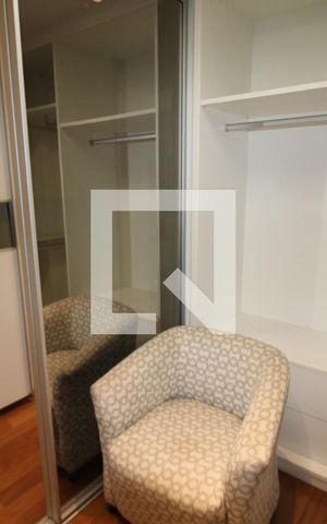 Apartamento à venda com 320m², 4 quartos e 6 vagasSuíte 3 - Closet