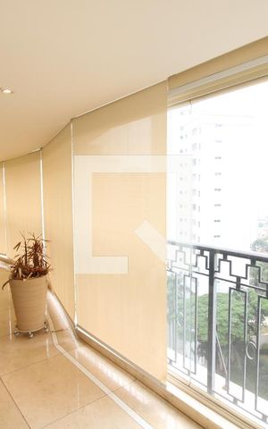 Apartamento à venda com 320m², 4 quartos e 6 vagasVaranda