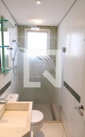 Apartamento à venda com 320m², 4 quartos e 6 vagasSuíte 4 - Banheiro