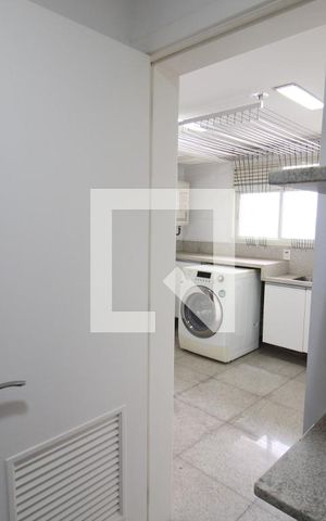 Apartamento à venda com 320m², 4 quartos e 6 vagasÁrea de Serviço