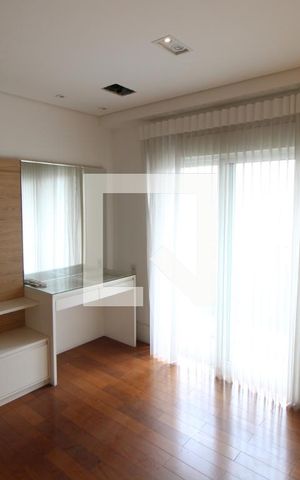 Apartamento à venda com 320m², 4 quartos e 6 vagasSuíte 2
