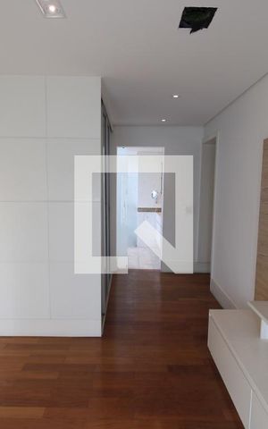 Apartamento à venda com 320m², 4 quartos e 6 vagasSuíte 2