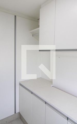 Apartamento à venda com 320m², 4 quartos e 6 vagasÁrea de Serviço - Quarto