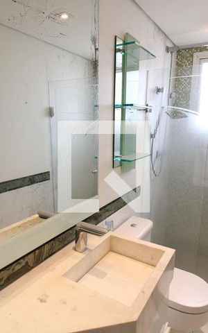 Apartamento à venda com 320m², 4 quartos e 6 vagasSuíte 4 - Banheiro