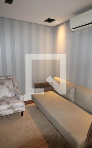 Apartamento à venda com 320m², 4 quartos e 6 vagasSala 2