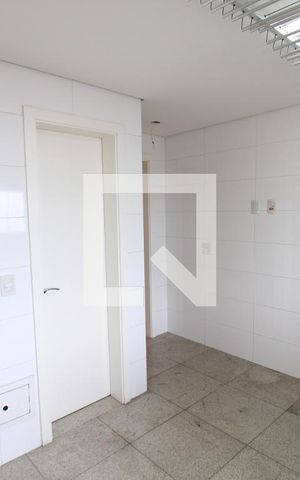 Apartamento à venda com 320m², 4 quartos e 6 vagasÁrea de Serviço