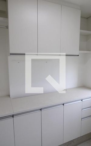 Apartamento à venda com 320m², 4 quartos e 6 vagasÁrea de Serviço - Quarto