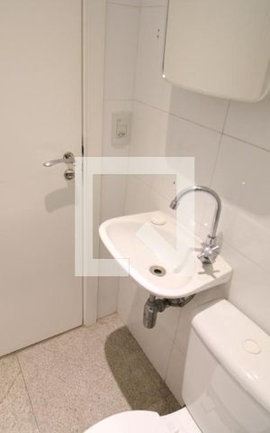 Apartamento à venda com 320m², 4 quartos e 6 vagasÁrea de Serviço - Banheiro