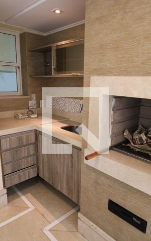 Apartamento à venda com 320m², 4 quartos e 6 vagasVaranda