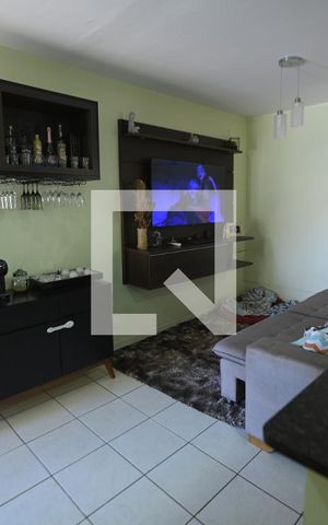 Casa de condomínio à venda com 55m², 2 quartos e 2 vagasSala