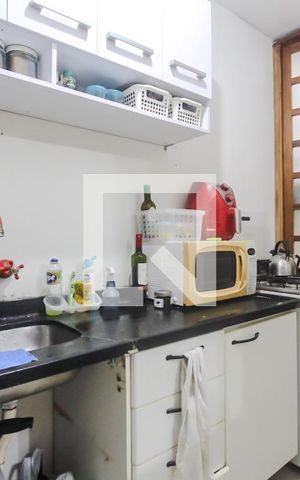 Apartamento à venda com 78m², 1 quarto e sem vaga Apartamento à venda com 78m², 1 quarto e sem vagaCozinha