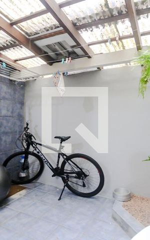 Apartamento à venda com 78m², 1 quarto e sem vaga Apartamento à venda com 78m², 1 quarto e sem vagaSala