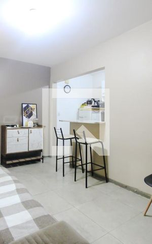 Apartamento à venda com 78m², 1 quarto e sem vaga Apartamento à venda com 78m², 1 quarto e sem vagaSala
