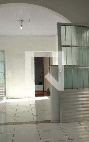 Casa para alugar com 120m², 3 quartos e 3 vagasSala
