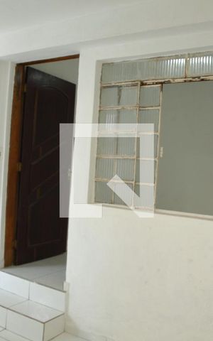 Casa para alugar com 120m², 3 quartos e 3 vagasÁrea de Serviço (casa 1)