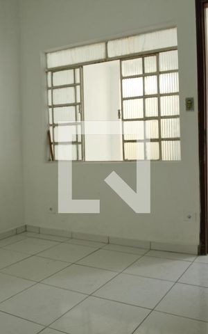 Casa para alugar com 120m², 3 quartos e 3 vagasQuarto (casa2)