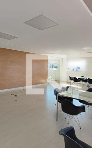 Apartamento para alugar com 44m², 2 quartos e 1 vaga Apartamento para alugar com 44m², 2 quartos e 1 vagaÁrea comum - Salão de festas