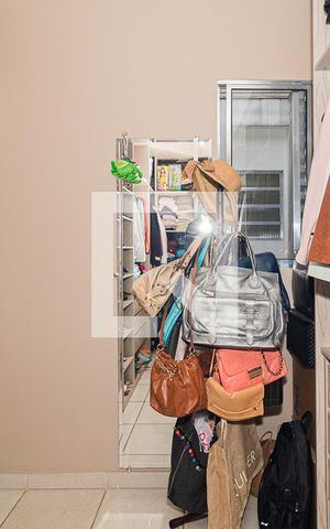 Casa à venda com 98m², 3 quartos e 2 vagas Casa à venda com 98m², 3 quartos e 2 vagasQuarto 2