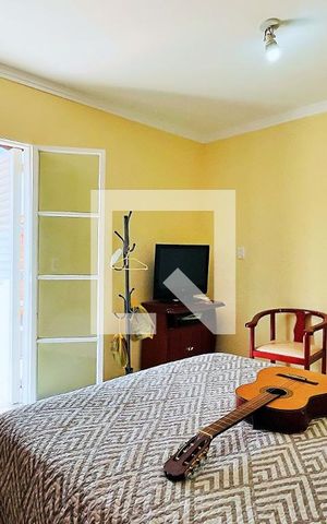 Casa à venda com 237m², 5 quartos e 4 vagas Casa à venda com 237m², 5 quartos e 4 vagasSuíte 1