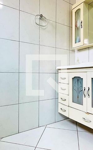 Casa à venda com 237m², 5 quartos e 4 vagas Casa à venda com 237m², 5 quartos e 4 vagasBanheiro da Suíte 1