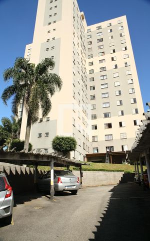 Apartamento para alugar com 66m², 2 quartos e 1 vagaFachada