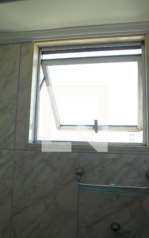 Apartamento para alugar com 66m², 2 quartos e 1 vagaBanheiro