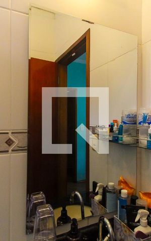 Casa de condomínio à venda com 110m², 3 quartos e 1 vaga Casa de condomínio à venda com 110m², 3 quartos e 1 vagaBanheiro