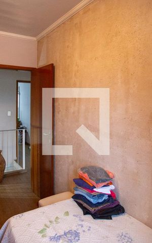 Casa à venda com 166m², 4 quartos e 4 vagas Casa à venda com 166m², 4 quartos e 4 vagasQuarto 2
