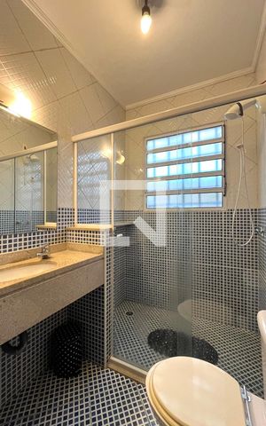 Casa à venda com 600m², 6 quartos e 5 vagas Casa à venda com 600m², 6 quartos e 5 vagasBanheiro da Suíte 2