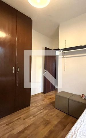 Casa à venda com 600m², 6 quartos e 5 vagas Casa à venda com 600m², 6 quartos e 5 vagasSuite 2