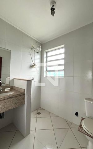 Casa à venda com 600m², 6 quartos e 5 vagas Casa à venda com 600m², 6 quartos e 5 vagasBanheiro do Sótão