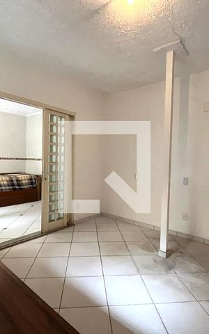 Casa à venda com 600m², 6 quartos e 5 vagas Casa à venda com 600m², 6 quartos e 5 vagasSuite 4