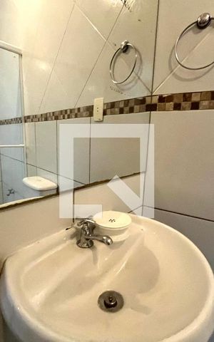 Casa à venda com 600m², 6 quartos e 5 vagas Casa à venda com 600m², 6 quartos e 5 vagasBanheiro da Suíte 4