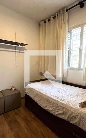 Casa à venda com 600m², 6 quartos e 5 vagas Casa à venda com 600m², 6 quartos e 5 vagasSuite 2