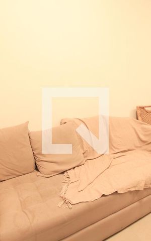 Apartamento à venda com 70m², 2 quartos e 1 vaga Apartamento à venda com 70m², 2 quartos e 1 vagaSala