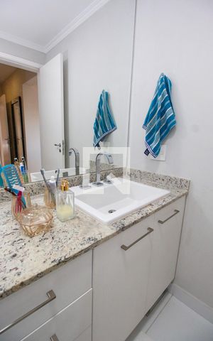 Apartamento à venda com 133m², 3 quartos e 2 vagasBanheiro da Suíte 1