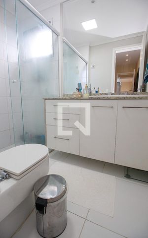 Apartamento à venda com 133m², 3 quartos e 2 vagasBanheiro da Suíte 1