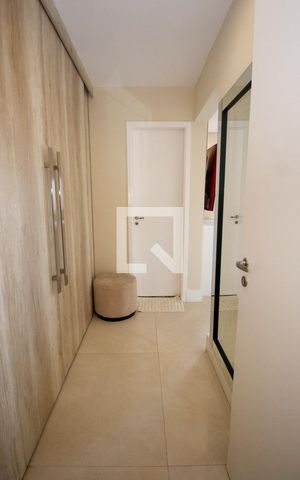 Apartamento à venda com 133m², 3 quartos e 2 vagasCloset da Suíte 1