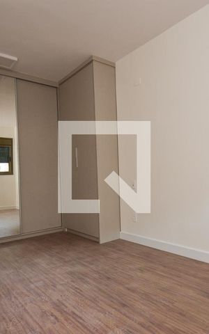Apartamento à venda com 60m², 2 quartos e 2 vagas Apartamento à venda com 60m², 2 quartos e 2 vagasSuite1