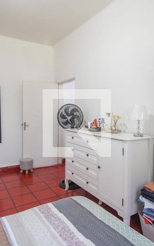 Casa à venda com 3000m², 4 quartos e 8 vagas Casa à venda com 3000m², 4 quartos e 8 vagasEdícula - Quarto 2