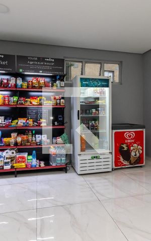Apartamento à venda com 56m², 2 quartos e 1 vagaMercado 24h