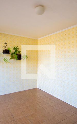 Casa à venda com 375m², 4 quartos e 5 vagas Casa à venda com 375m², 4 quartos e 5 vagasÁrea de serviço