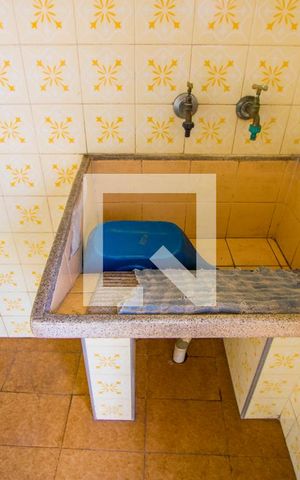 Casa à venda com 375m², 4 quartos e 5 vagas Casa à venda com 375m², 4 quartos e 5 vagasÁrea de serviço