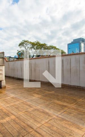 Casa à venda com 375m², 4 quartos e 5 vagas Casa à venda com 375m², 4 quartos e 5 vagasTerraço