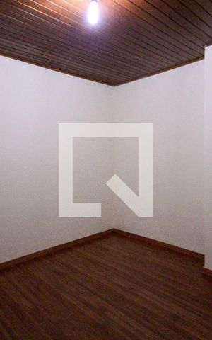Casa para alugar com 140m², 3 quartos e 1 vaga Casa para alugar com 140m², 3 quartos e 1 vagaQuarto 2