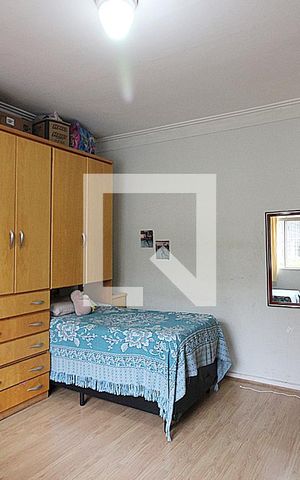 Casa à venda com 244m², 4 quartos e 2 vagasQuarto 2