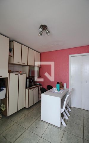 Casa à venda com 244m², 4 quartos e 2 vagasCopa