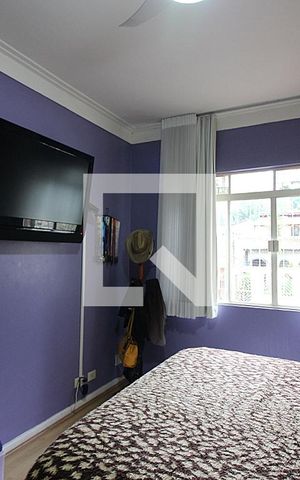 Casa à venda com 244m², 4 quartos e 2 vagasQuarto 1 - Suíte