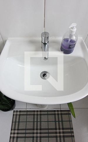 Casa à venda com 244m², 4 quartos e 2 vagasLavabo